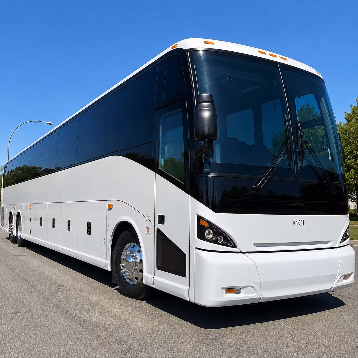 airport shuttle buses for hotels and corporate campuses near atl
