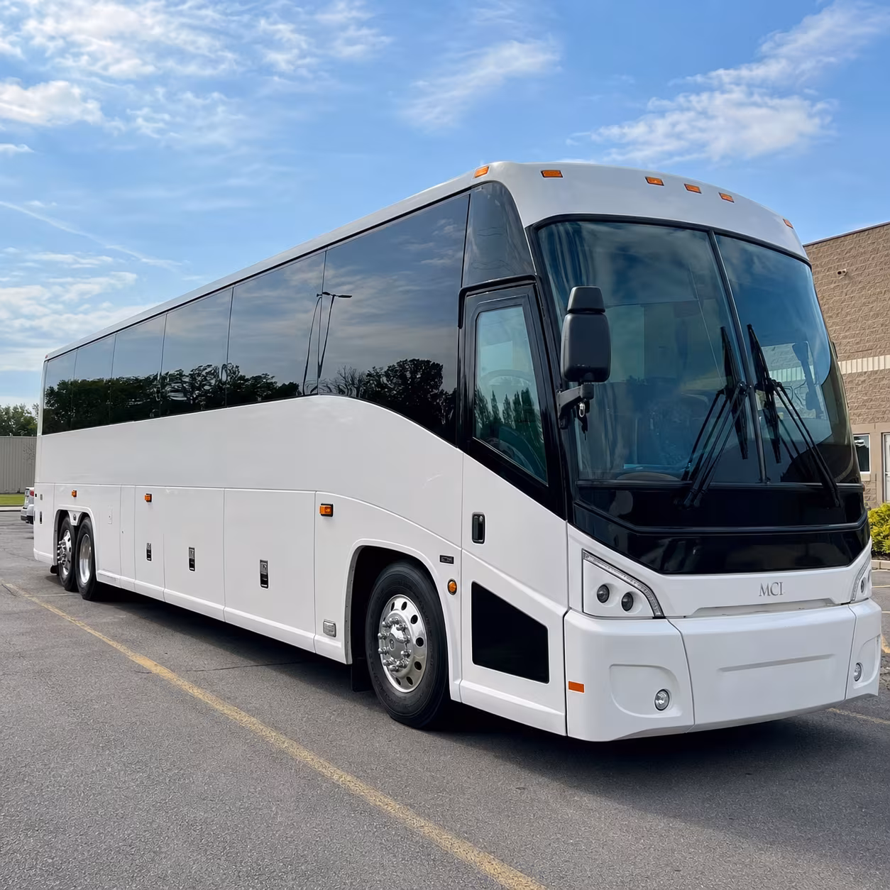 buses for multi day corporate retreats and off site meetings
